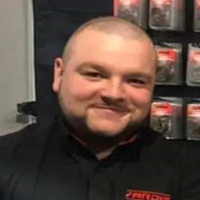 Andrew Warren - Vardis Tackle